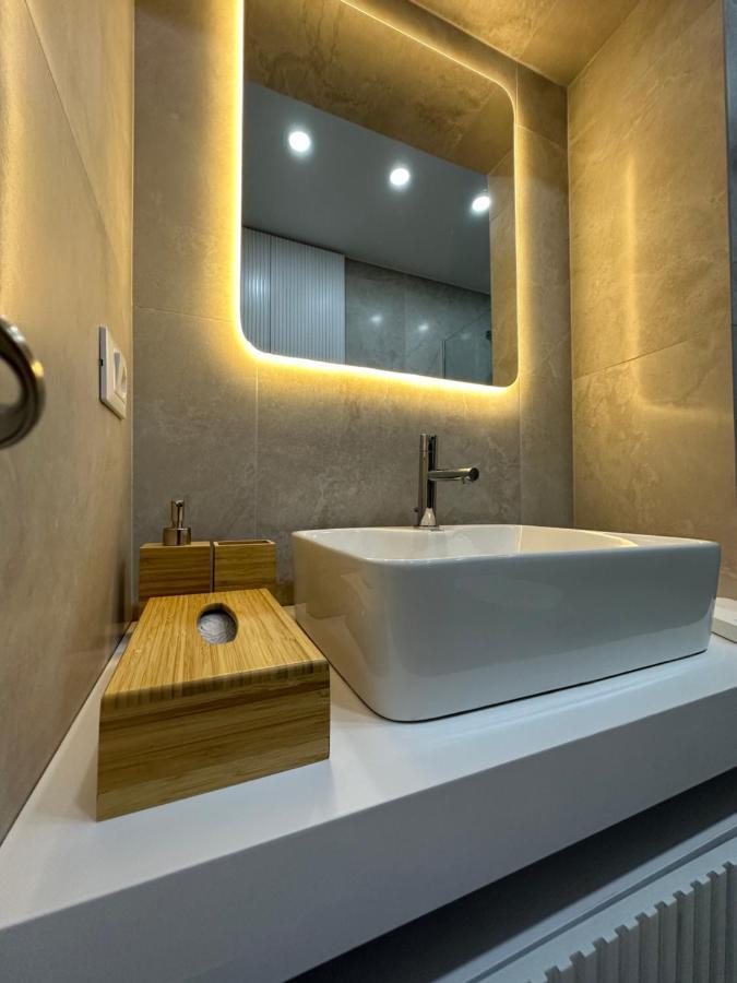 4Seasonsgea , New Modern Apartment In Tirana Exterior photo